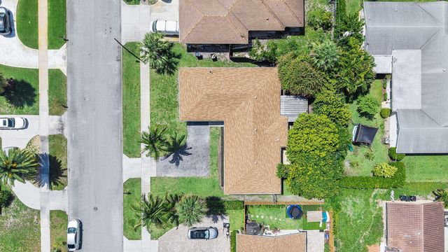 1820 17th Court N, Lake Worth Beach, FL 33460