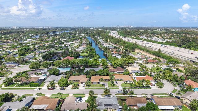 1820 17th Court N, Lake Worth Beach, FL 33460