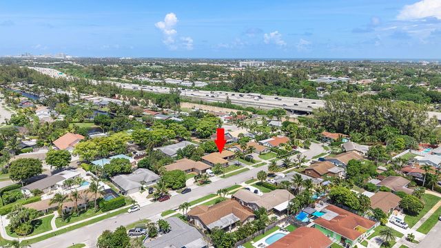 1820 17th Court N, Lake Worth Beach, FL 33460