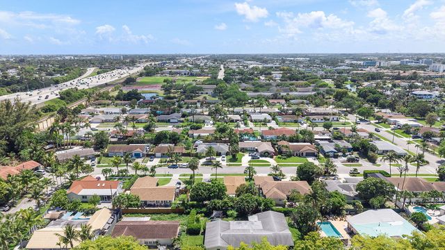 1820 17th Court N, Lake Worth Beach, FL 33460