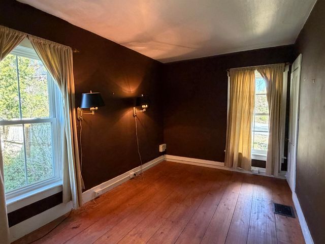 397 River Street, Chester, VT 05143
