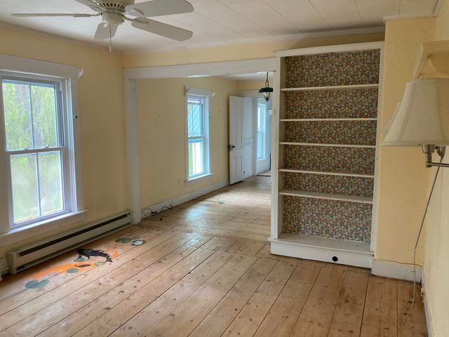 397 River Street, Chester, VT 05143