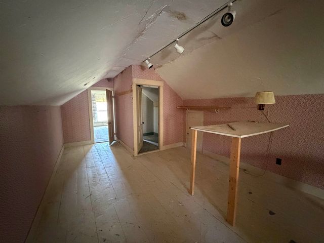 397 River Street, Chester, VT 05143