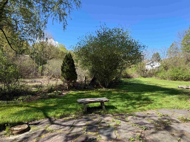 397 River Street, Chester, VT 05143