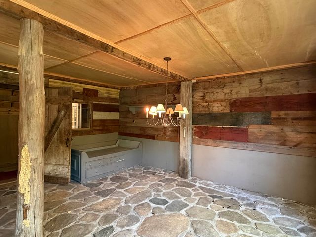 397 River Street, Chester, VT 05143