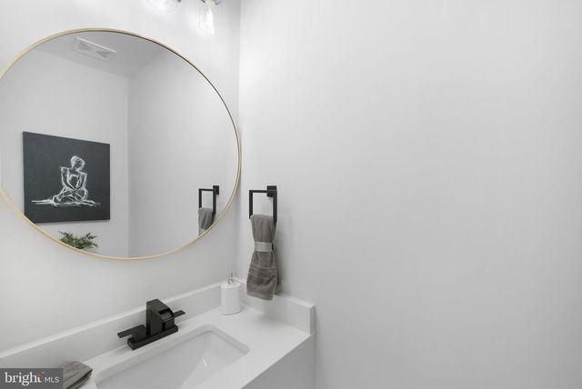 133 INGRAHAM ST NW, Washington, DC 20011