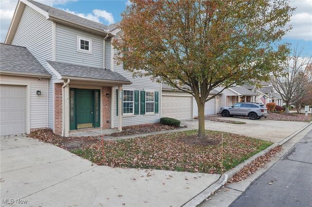 16087 Primrose Circle, Middleburg Heights, OH 44130