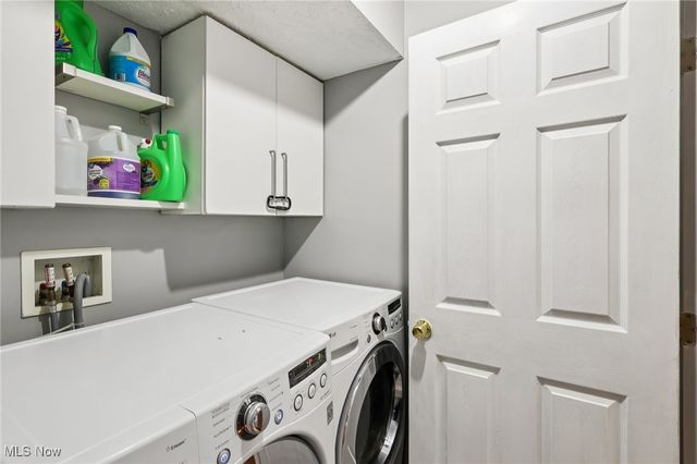 16087 Primrose Circle, Middleburg Heights, OH 44130