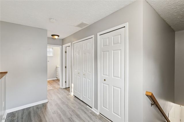 16087 Primrose Circle, Middleburg Heights, OH 44130