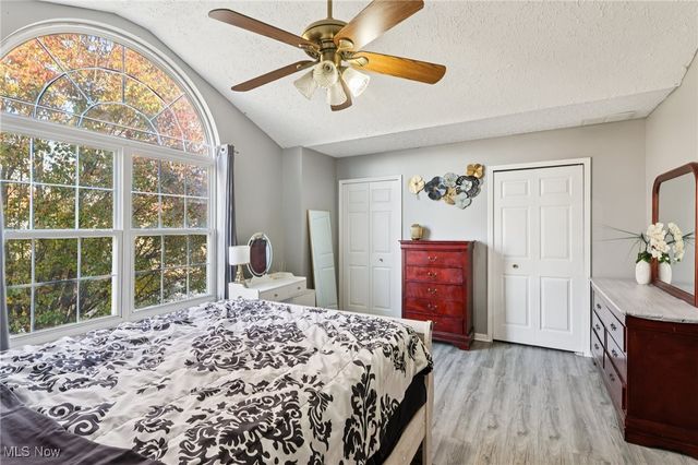 16087 Primrose Circle, Middleburg Heights, OH 44130