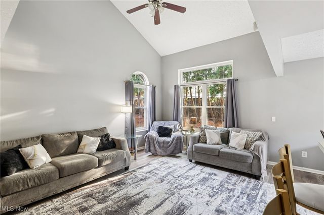 16087 Primrose Circle, Middleburg Heights, OH 44130