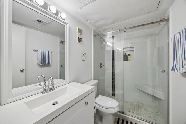 12905 Woodforest Boulevard 201, Houston, TX 77015
