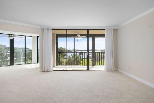 1821 Mooringline Drive PH-D, Vero Beach, FL 32963