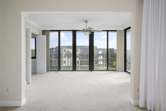 1821 Mooringline Drive PH-D, Vero Beach, FL 32963