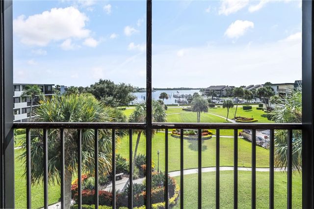 1821 Mooringline Drive PH-D, Vero Beach, FL 32963