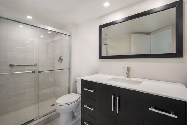 1821 Mooringline Drive PH-D, Vero Beach, FL 32963