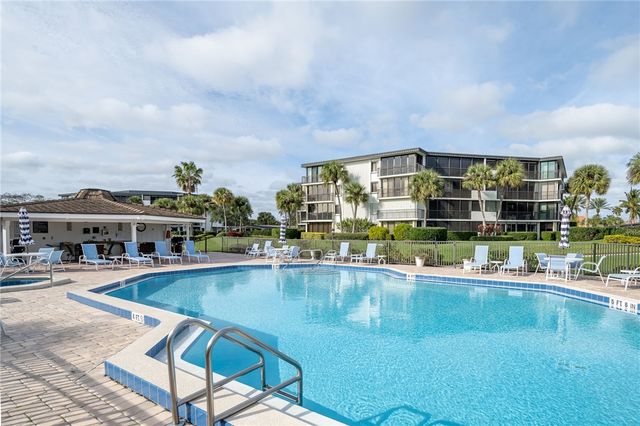 1821 Mooringline Drive PH-D, Vero Beach, FL 32963