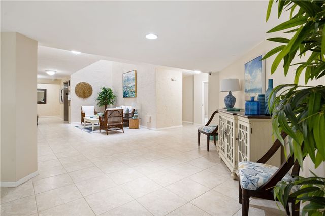 1821 Mooringline Drive PH-D, Vero Beach, FL 32963