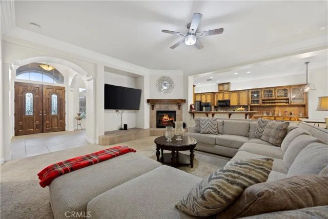 9905 Lightner Way, Bakersfield, CA 93311