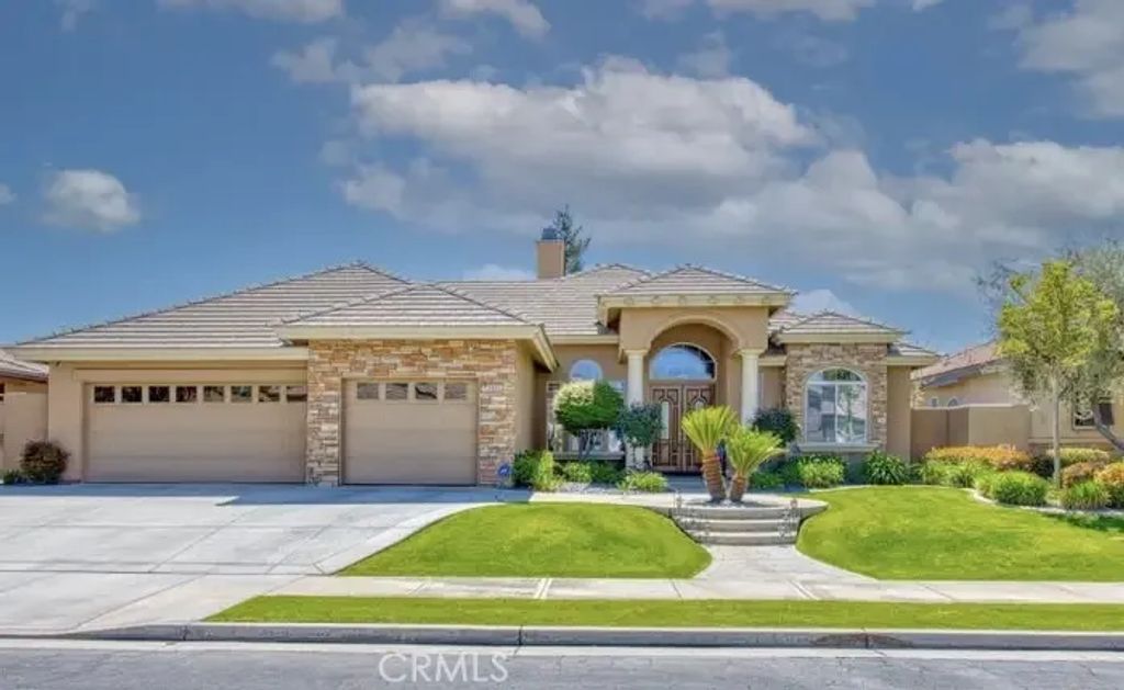 9905 Lightner Way, Bakersfield, CA 93311