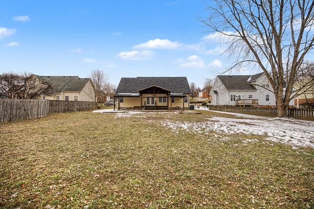 1909 Amacher Dr, Spring Hill, TN 37174