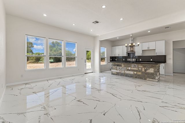 120 County Road 6852, Lytle, TX 78052