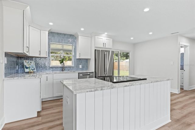 3332 70TH LANE N, St Petersburg, FL 33710