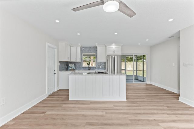 3332 70TH LANE N, St Petersburg, FL 33710