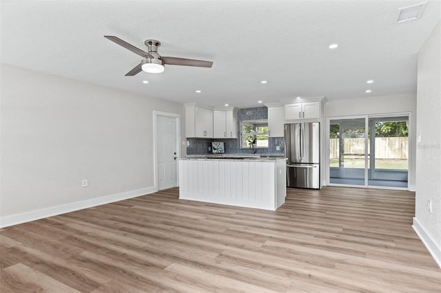 3332 70TH LANE N, St Petersburg, FL 33710