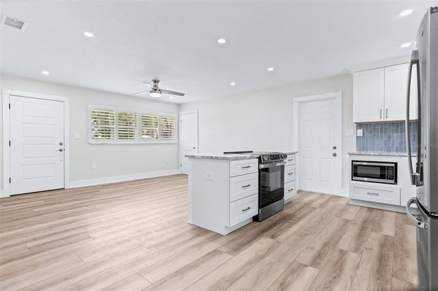 3332 70TH LANE N, St Petersburg, FL 33710