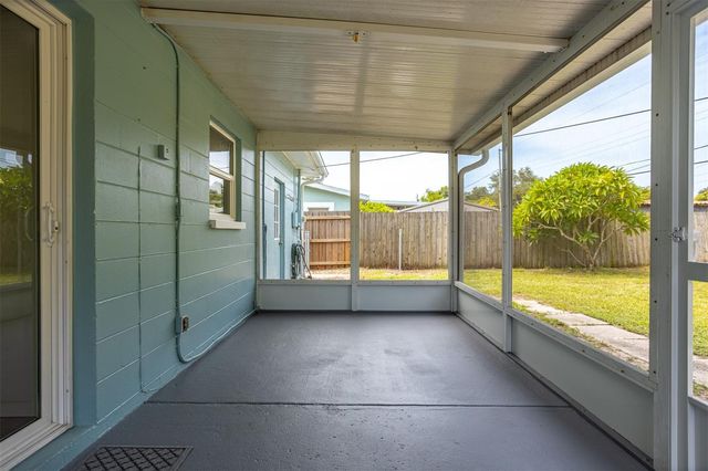 3332 70TH LANE N, St Petersburg, FL 33710