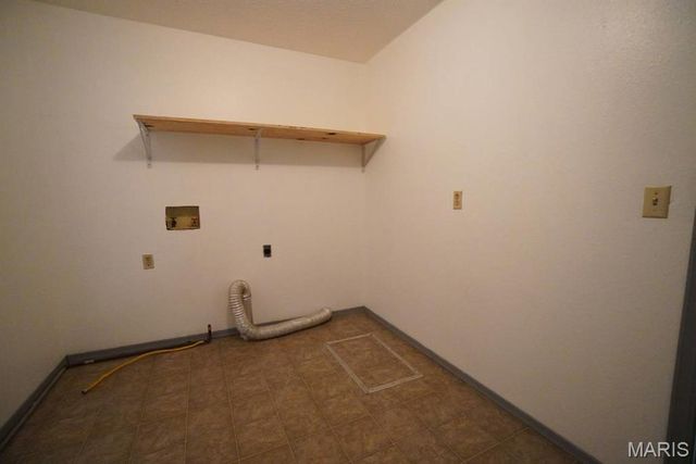 3170 Yale Drive, Granite City, IL 62040