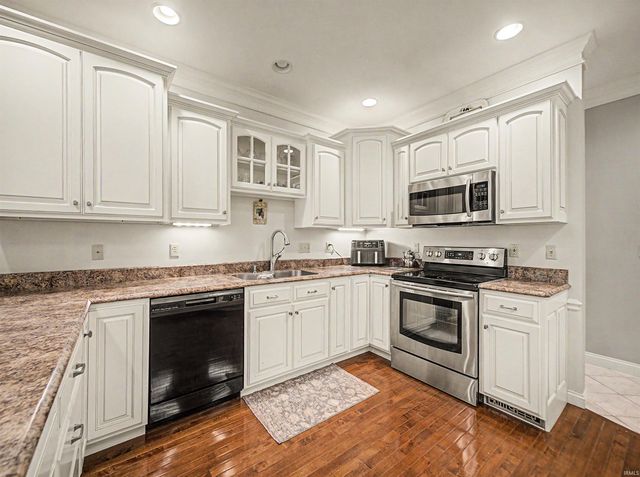 201 N Faith Way, Evansville, IN 47712