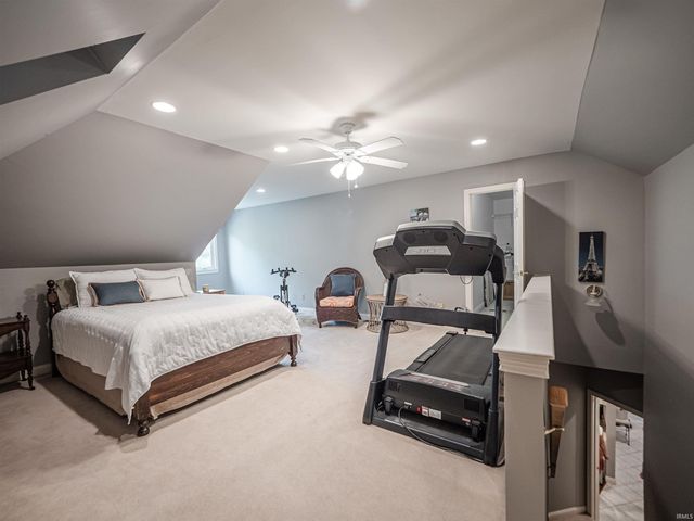201 N Faith Way, Evansville, IN 47712