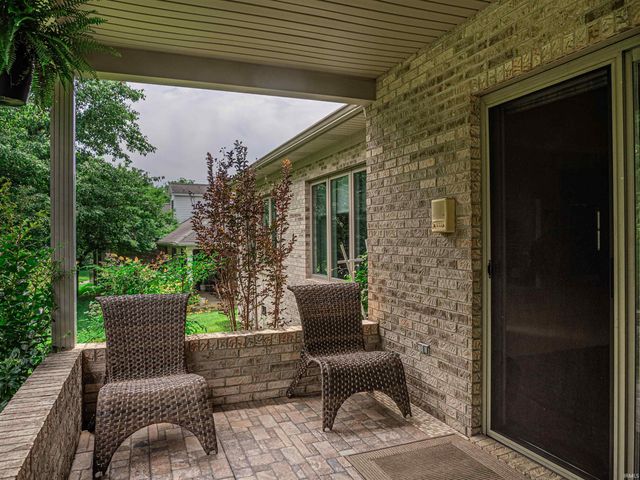 201 N Faith Way, Evansville, IN 47712