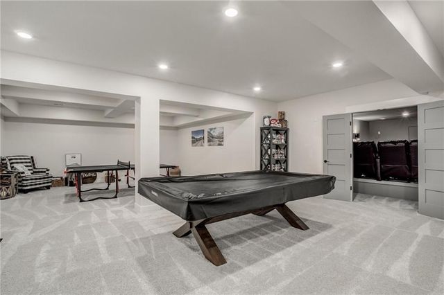 6320 NE 164th Street, Smithville, MO 64089