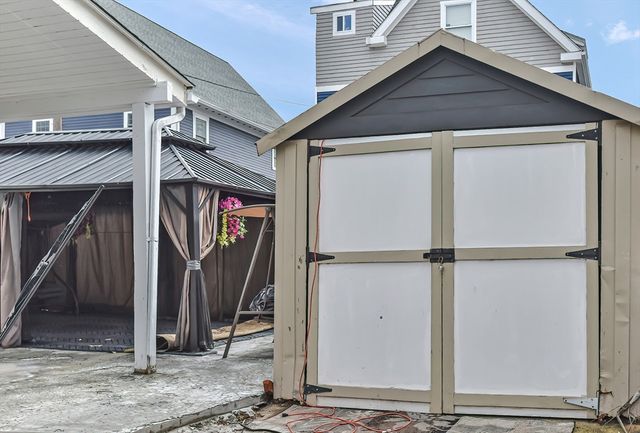 14 Oakhurst St, Boston, MA 02124