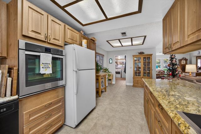 3001 Merrywood Cir, Cameron Park, CA 95682