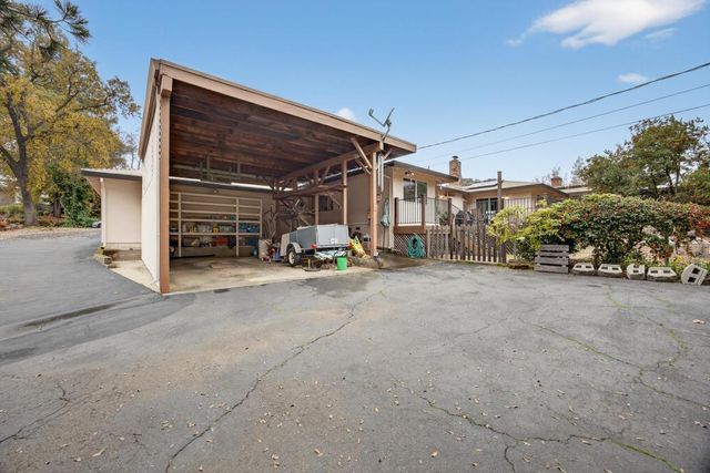 3001 Merrywood Cir, Cameron Park, CA 95682