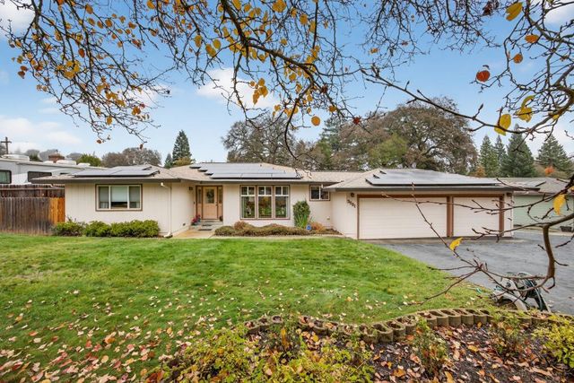 3001 Merrywood Cir, Cameron Park, CA 95682