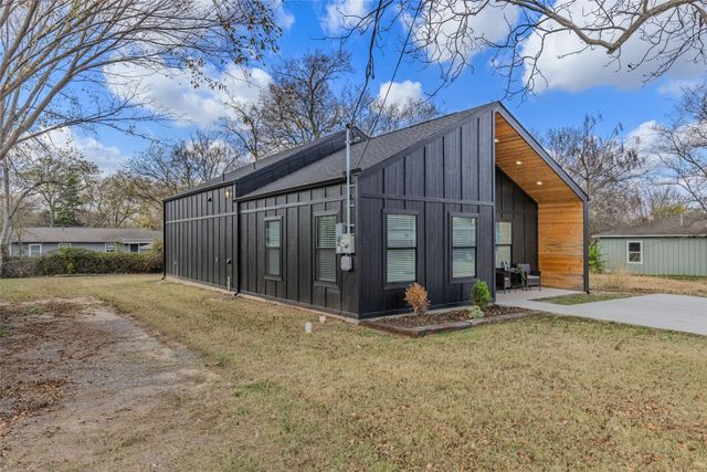 1900 Rosemary Street, Greenville, TX 75401