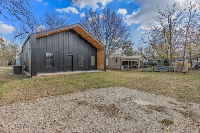 1900 Rosemary Street, Greenville, TX 75401