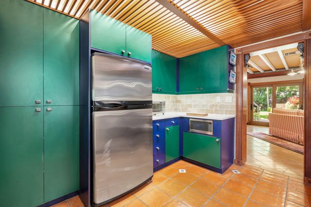 326 Marlborough Place, West Palm Beach, FL 33405