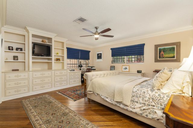326 Marlborough Place, West Palm Beach, FL 33405