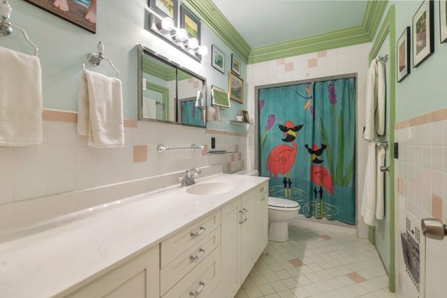 326 Marlborough Place, West Palm Beach, FL 33405