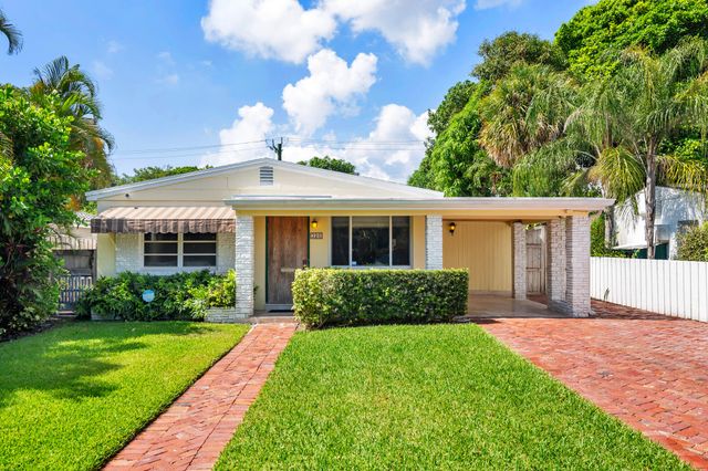 326 Marlborough Place, West Palm Beach, FL 33405