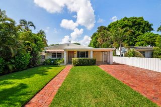 326 Marlborough Place, West Palm Beach, FL 33405