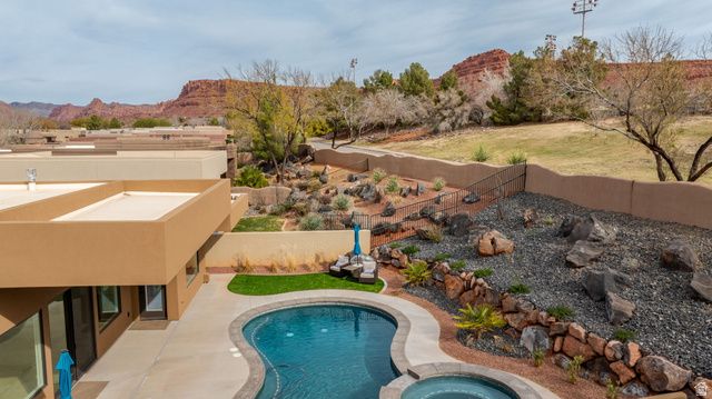 2090 N TUWEAP, St. George, UT 84770