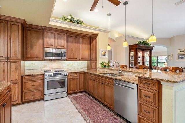 5 MEDALIST PLACE, Rotonda West, FL 33947