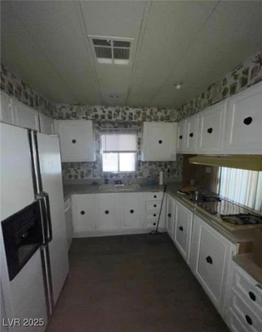 3559 Lost Hills Drive, Las Vegas, NV 89122